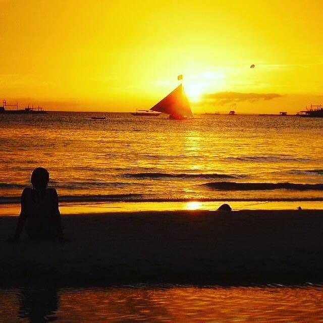 Хостел Travellers Pad Boracay Balabag  Екстер'єр фото