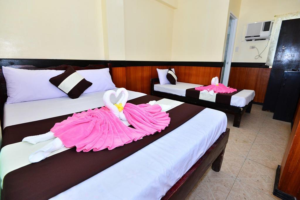 Хостел Travellers Pad Boracay Balabag  Екстер'єр фото
