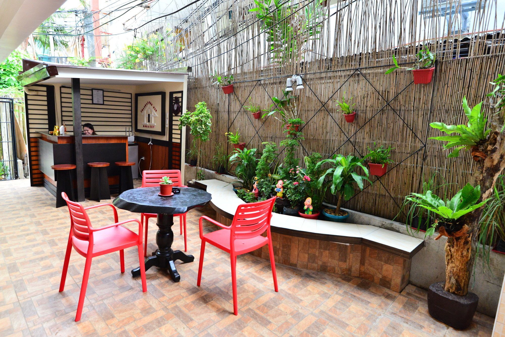 Хостел Travellers Pad Boracay Balabag  Екстер'єр фото