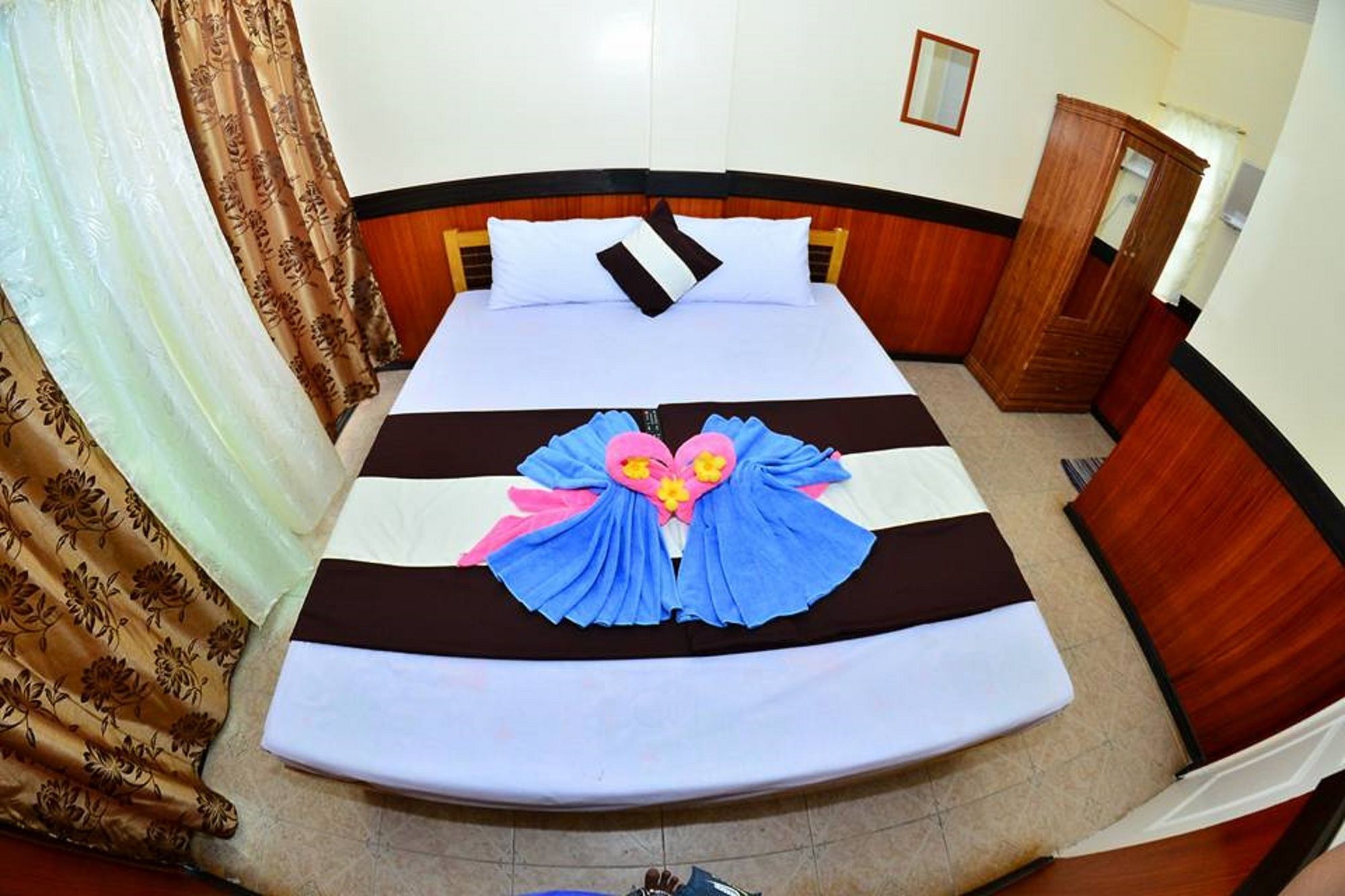 Хостел Travellers Pad Boracay Balabag  Екстер'єр фото