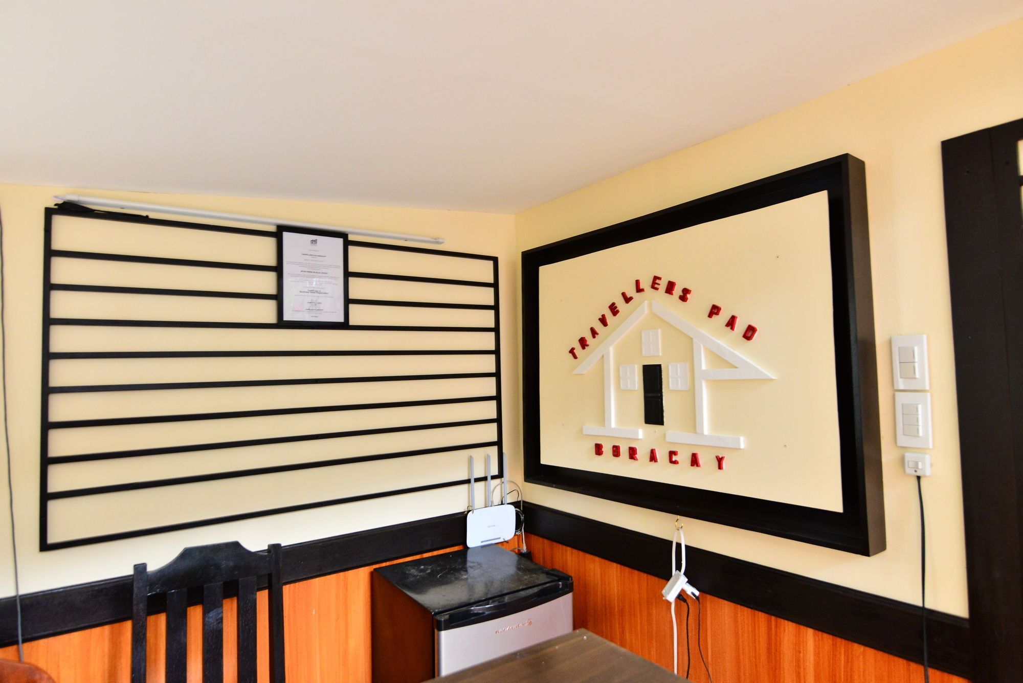 Хостел Travellers Pad Boracay Balabag  Екстер'єр фото