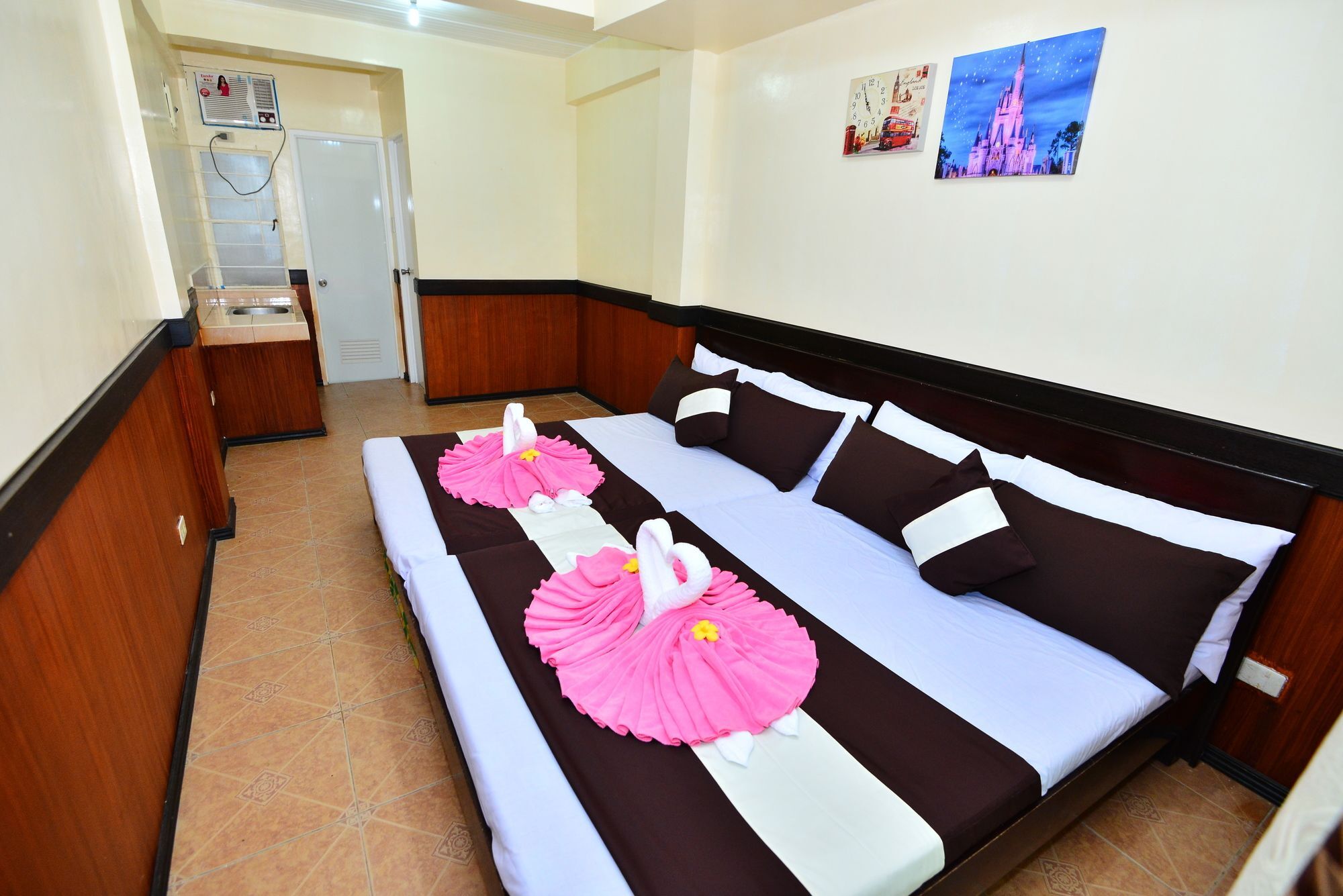 Хостел Travellers Pad Boracay Balabag  Екстер'єр фото