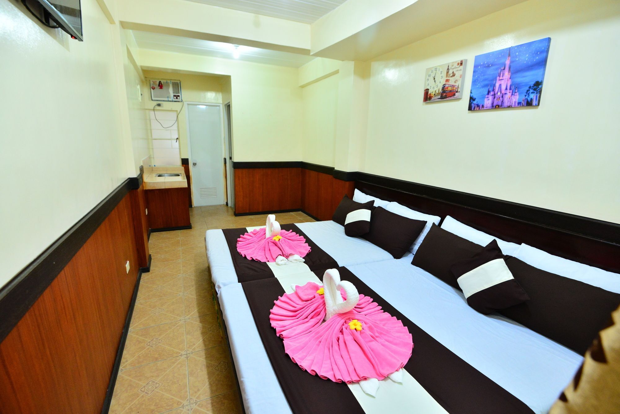 Хостел Travellers Pad Boracay Balabag  Екстер'єр фото